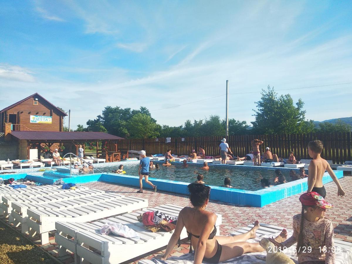 Fiesta Hotell Solotvyno Eksteriør bilde